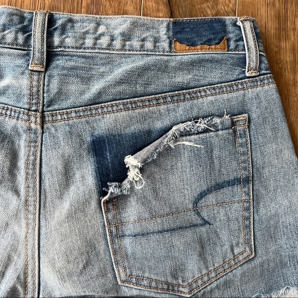 American Eagle Vintage Hi-Rise Festival Distressed Denim Frayed Hem Jean Shorts - Picture 3 of 5